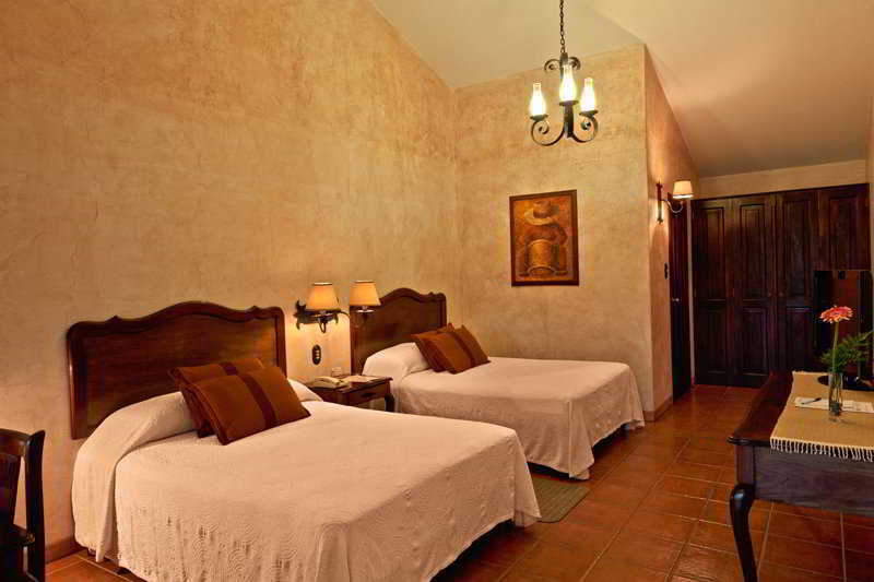 Hotel Las Farolas Антигуа-Гватемала Экстерьер фото